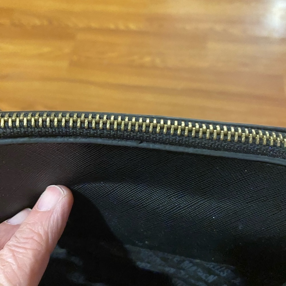 Steve Madden Crossbody Purse (GB) - Picture 9 of 12